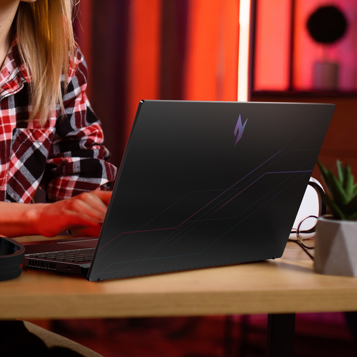 Acer NITRO V 15 Gaming Laptop 15.6″ | AMD Ryzen 7 | 16GB | 512GB | RTX 5060 8GB | Windows 11 Home - Image 8